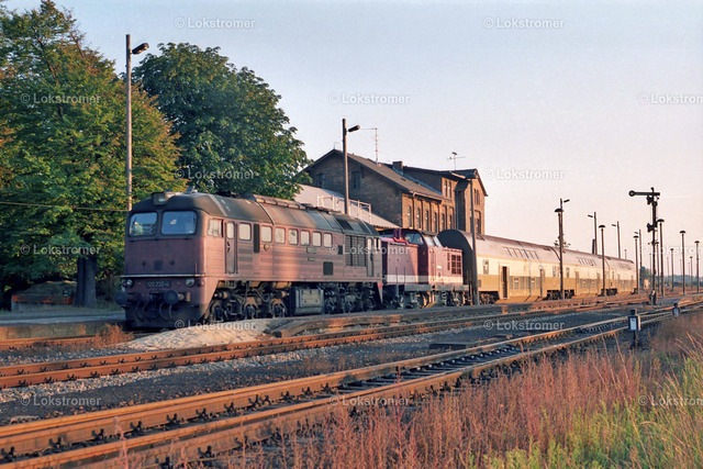 DR 120 232 + DB 201 049 Lokstromers Lokfotoarchiv